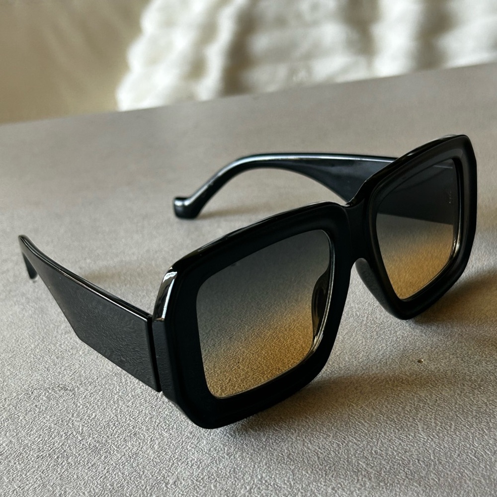 Classy Black Oversized Ombre Sunglasses shaded Dark to Light Lenses NWOT - Picture 5 of 15